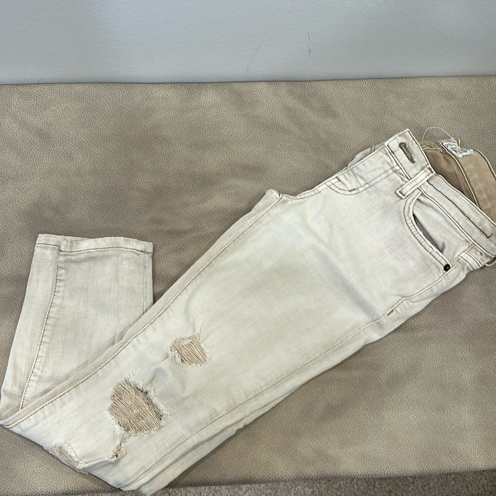 Current Elliot - image 1